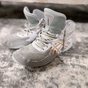 ASICS matflex 6 size 4.5 wrestling shoes